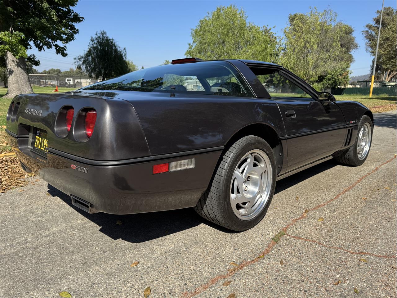 Chevrolet-Corvette-1990-Charcoal-metallic-Gray-Leather-22