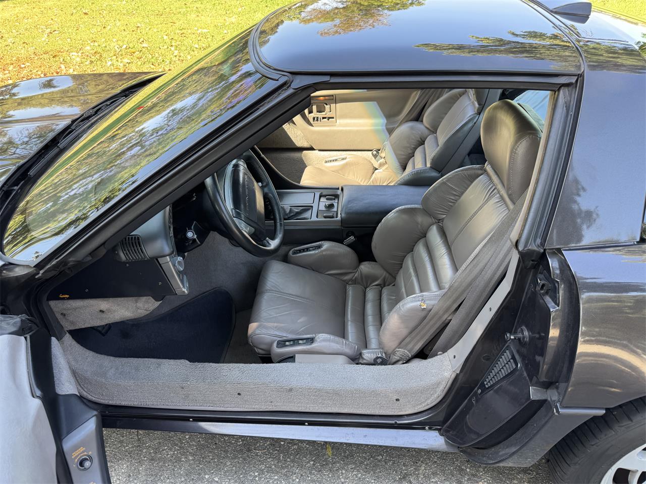 Chevrolet-Corvette-1990-Charcoal-metallic-Gray-Leather-35
