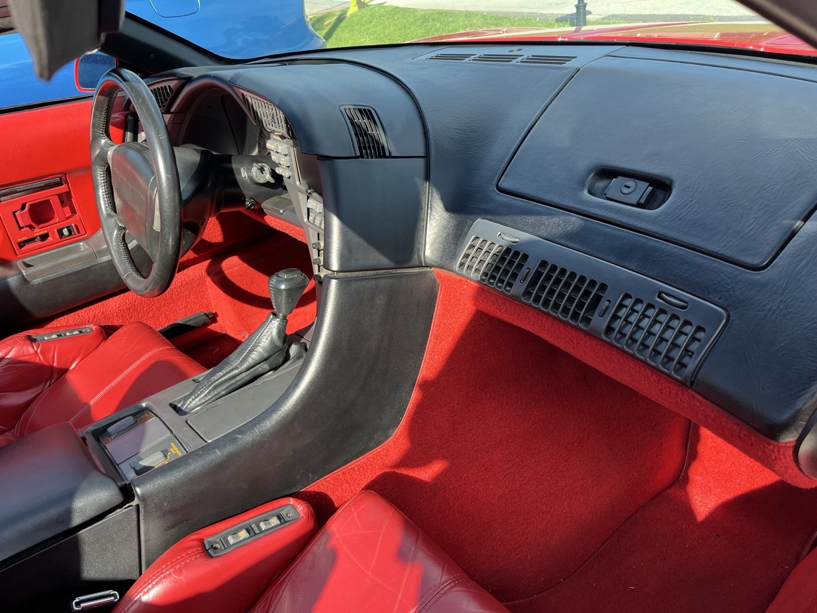 Chevrolet-Corvette-1990-Convertible-29