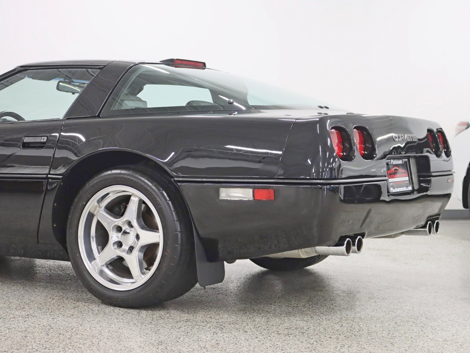 Chevrolet-Corvette-1990-Coupe-12