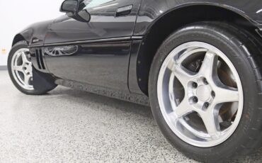 Chevrolet-Corvette-1990-Coupe-14