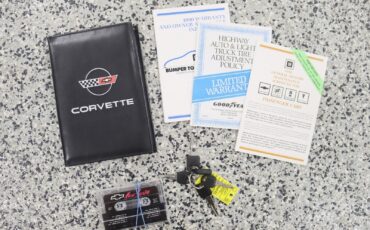 Chevrolet-Corvette-1990-Coupe-2