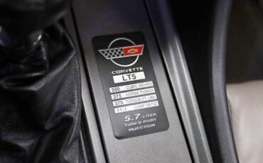 Chevrolet-Corvette-1990-Coupe-22