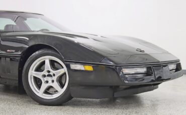 Chevrolet-Corvette-1990-Coupe-3