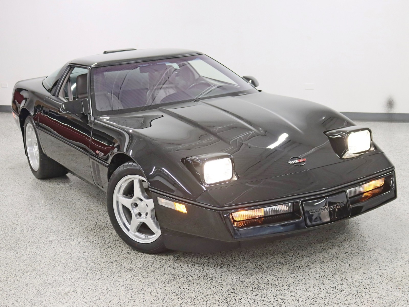 Chevrolet-Corvette-1990-Coupe-6