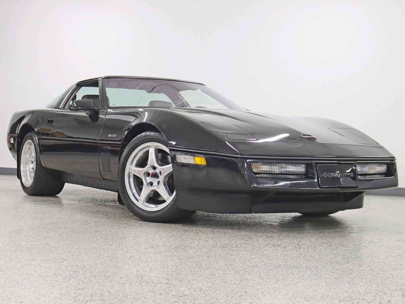 Chevrolet-Corvette-1990-Coupe-7