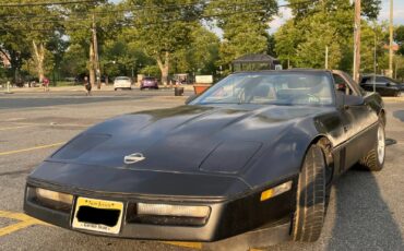 Chevrolet-Corvette-1990-Hatchback-11