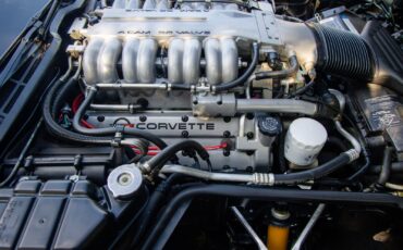 Chevrolet-Corvette-1990-Hatchback-15