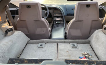 Chevrolet-Corvette-1990-Hatchback-20