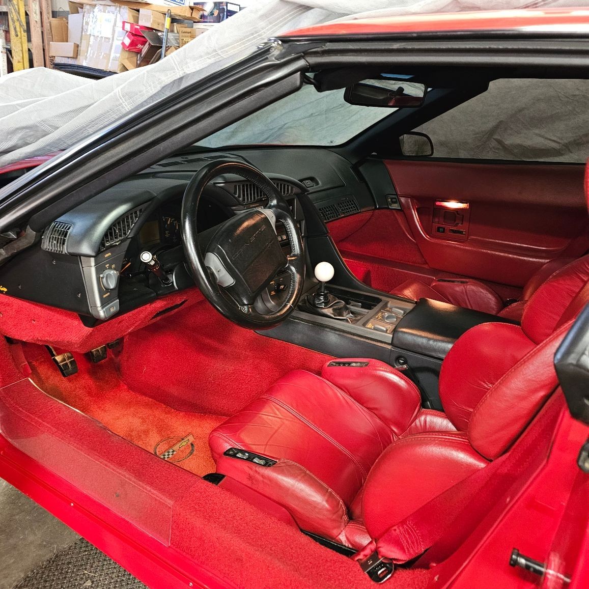 Chevrolet-Corvette-1990-Hatchback-5