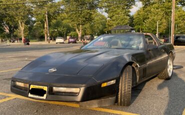 Chevrolet-Corvette-1990-Hatchback-5