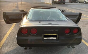 Chevrolet-Corvette-1990-Hatchback-8