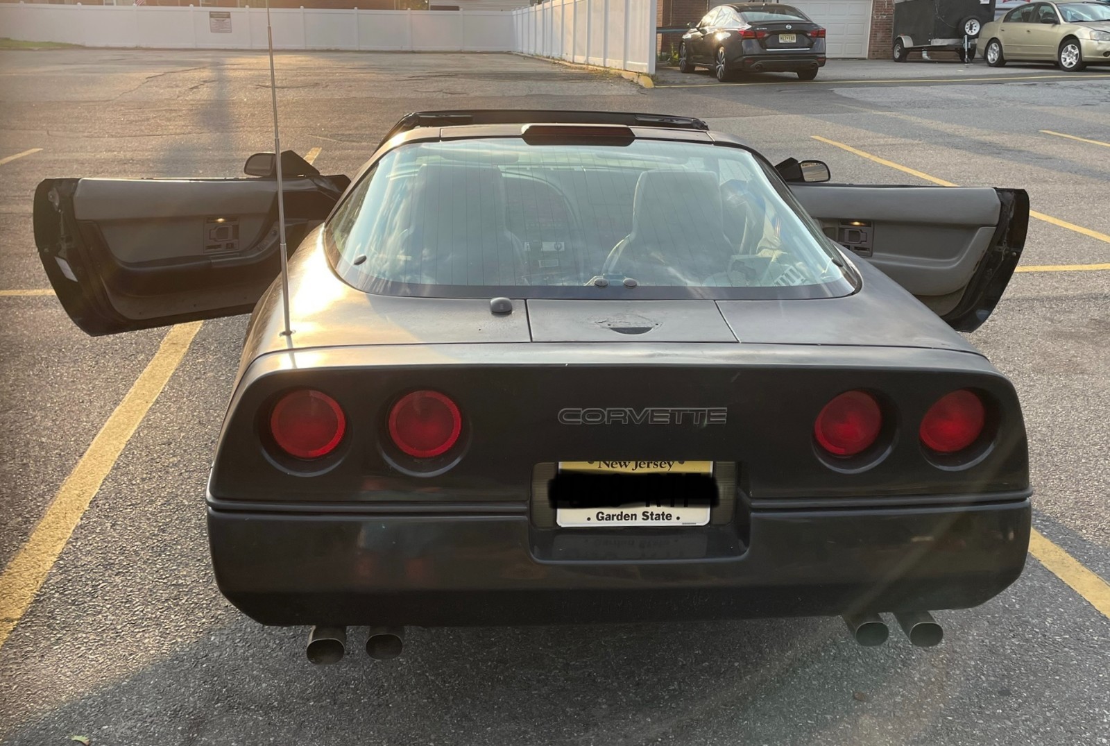 Chevrolet-Corvette-1990-Hatchback-8