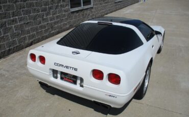 Chevrolet-Corvette-1991-10
