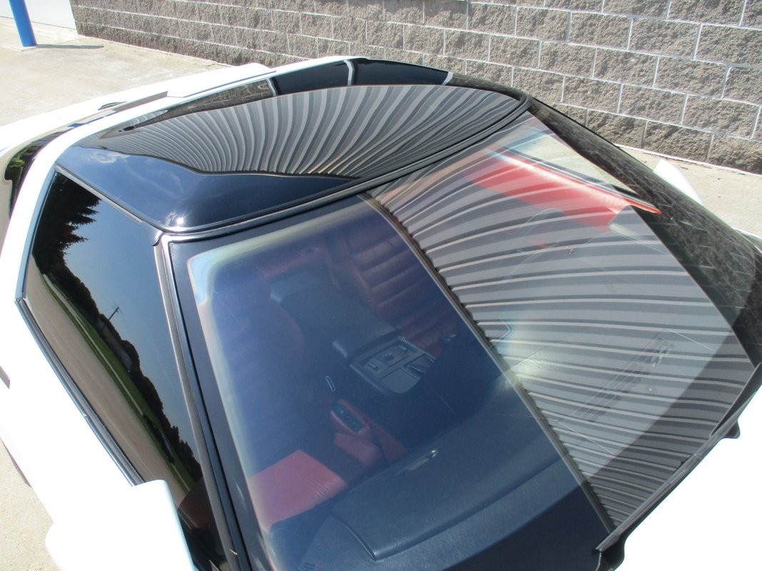 Chevrolet-Corvette-1991-14