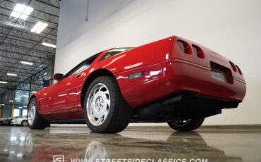 Chevrolet-Corvette-1991-Bright-red-Black-13