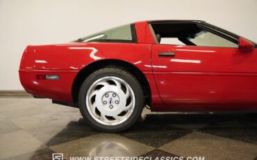 Chevrolet-Corvette-1991-Bright-red-Black-32