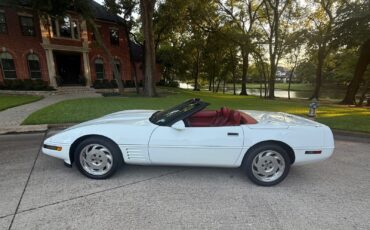 Chevrolet-Corvette-1991-Convertible-1