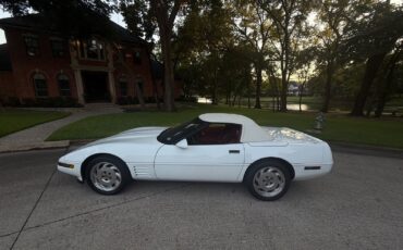 Chevrolet-Corvette-1991-Convertible-17