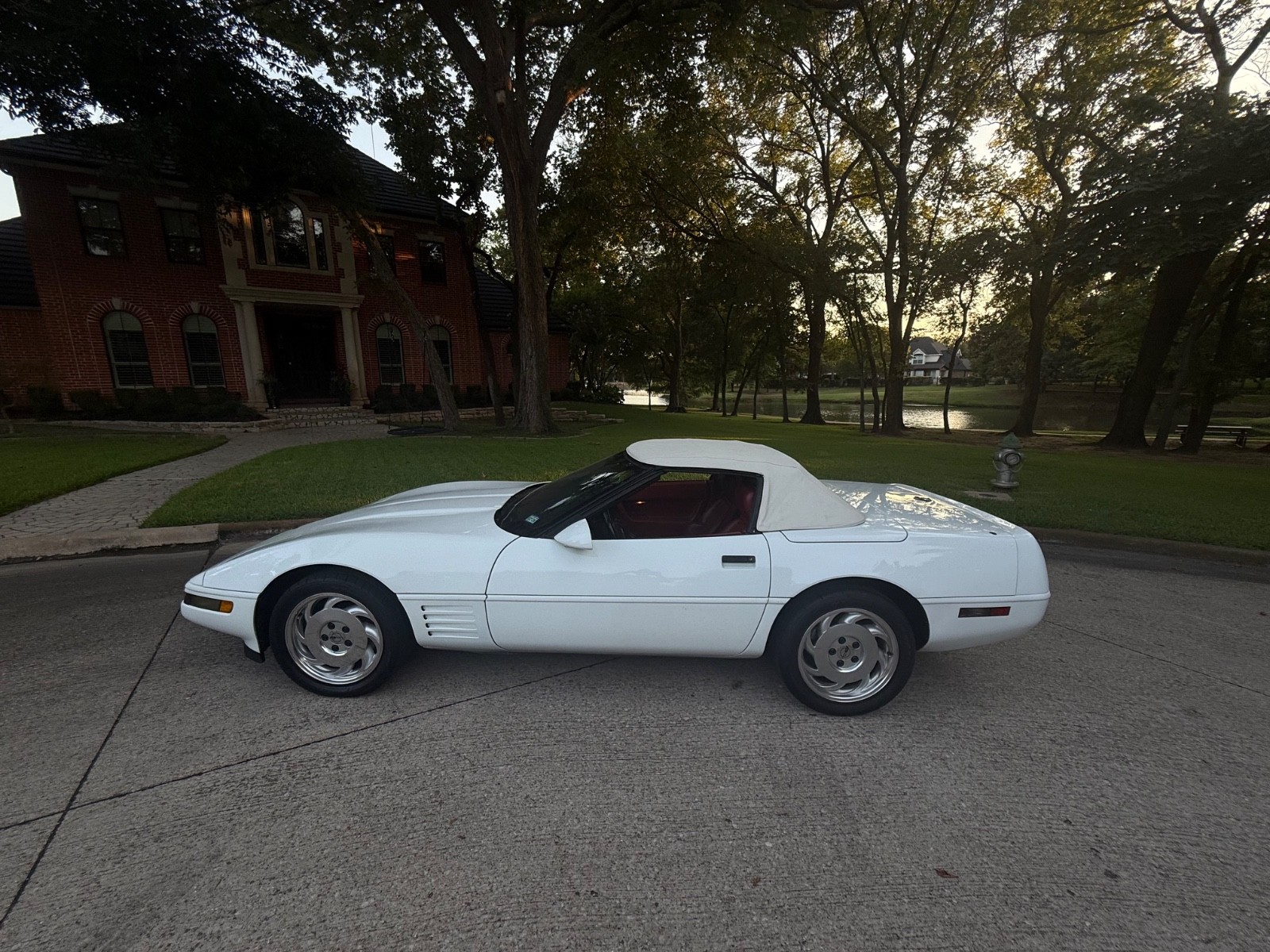 Chevrolet-Corvette-1991-Convertible-17