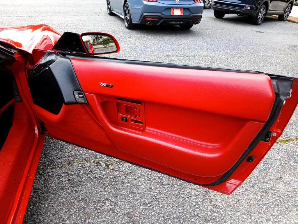 Chevrolet-Corvette-1991-Red-Red-15