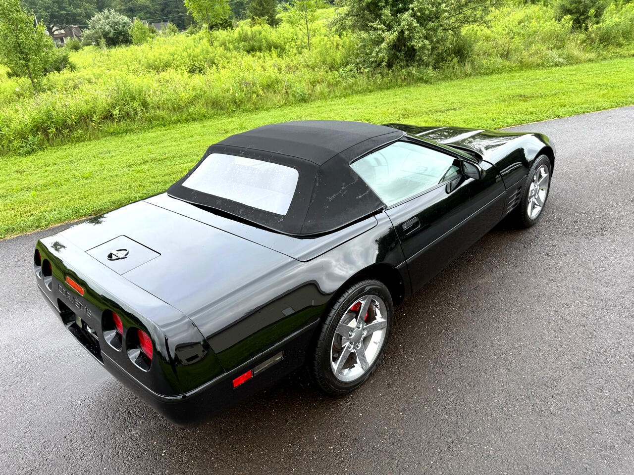 Chevrolet-Corvette-1992-Convertible-2