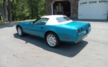 Chevrolet-Corvette-1992-Convertible-3