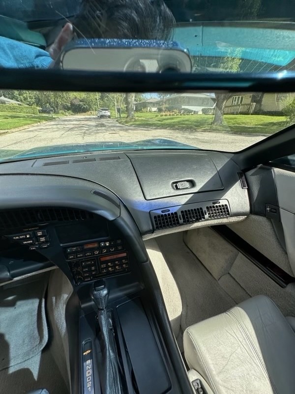 Chevrolet-Corvette-1993-10