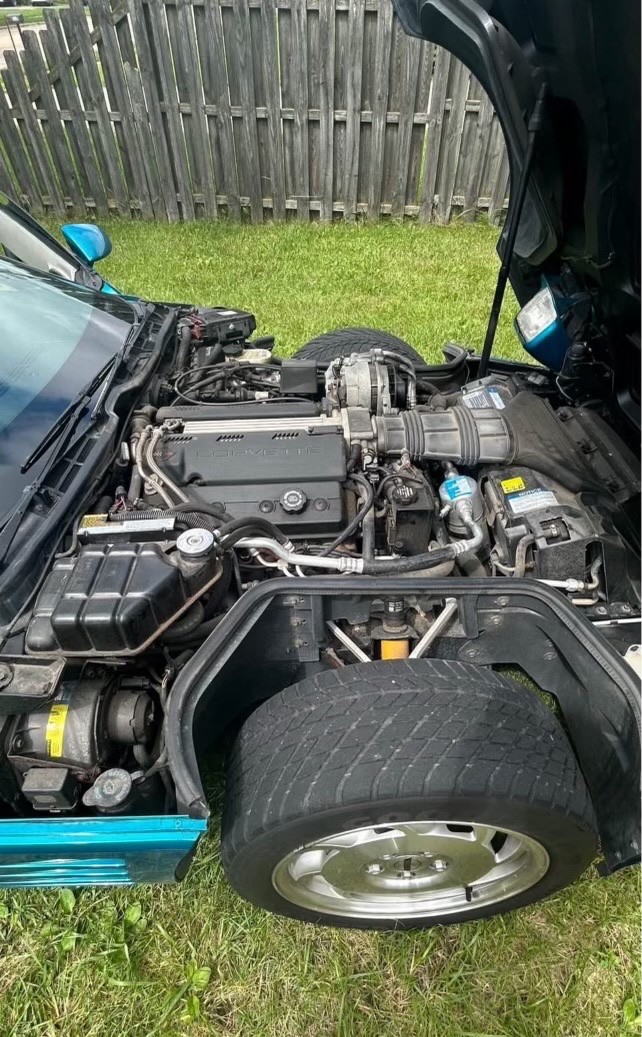 Chevrolet-Corvette-1993-11