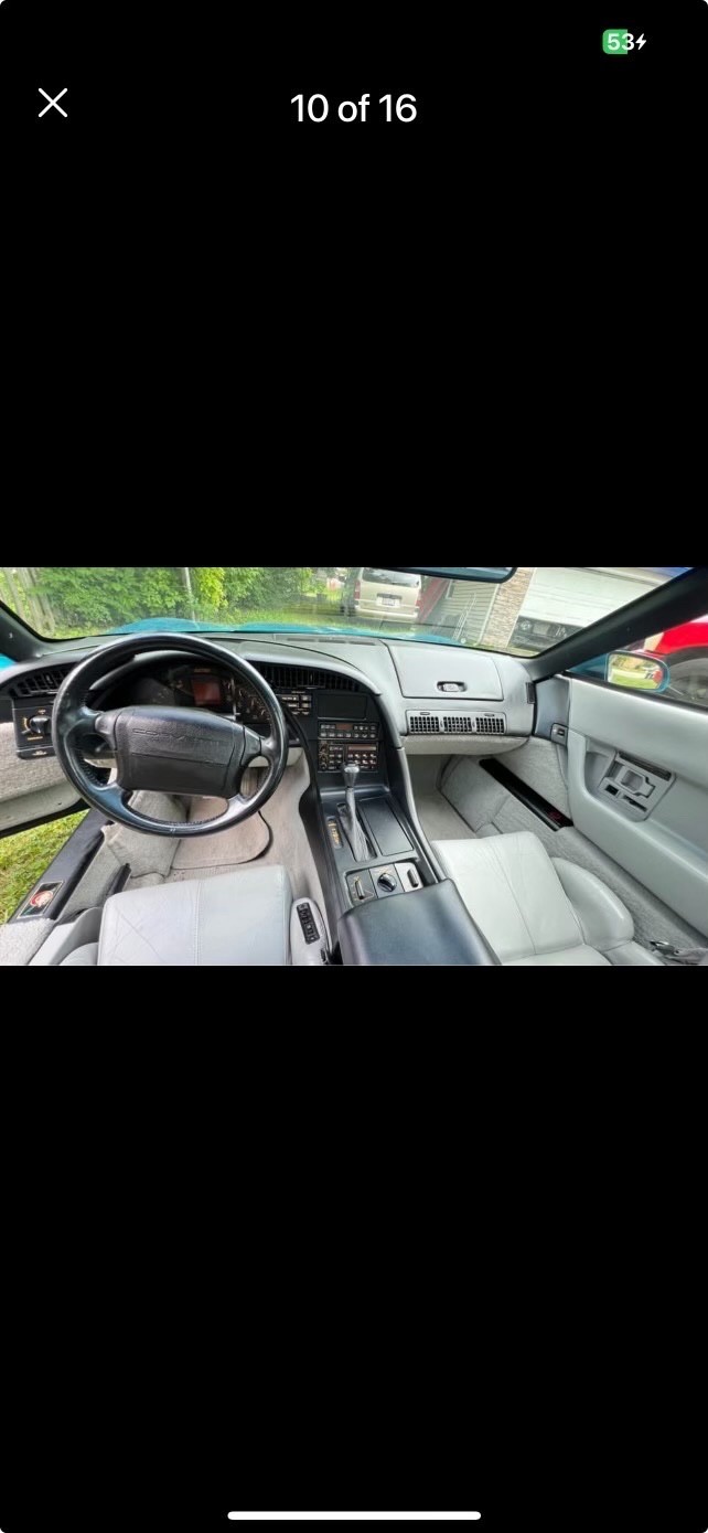 Chevrolet-Corvette-1993-5