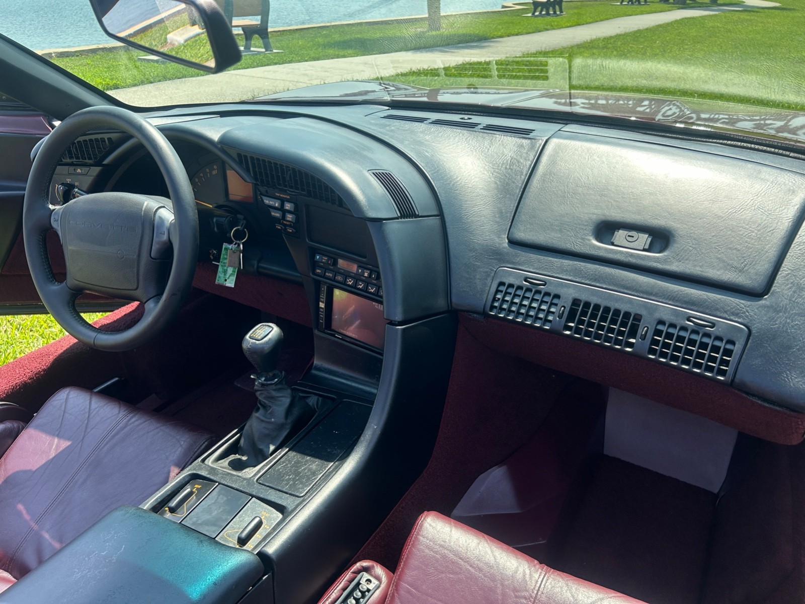 Chevrolet-Corvette-1993-Convertible-16