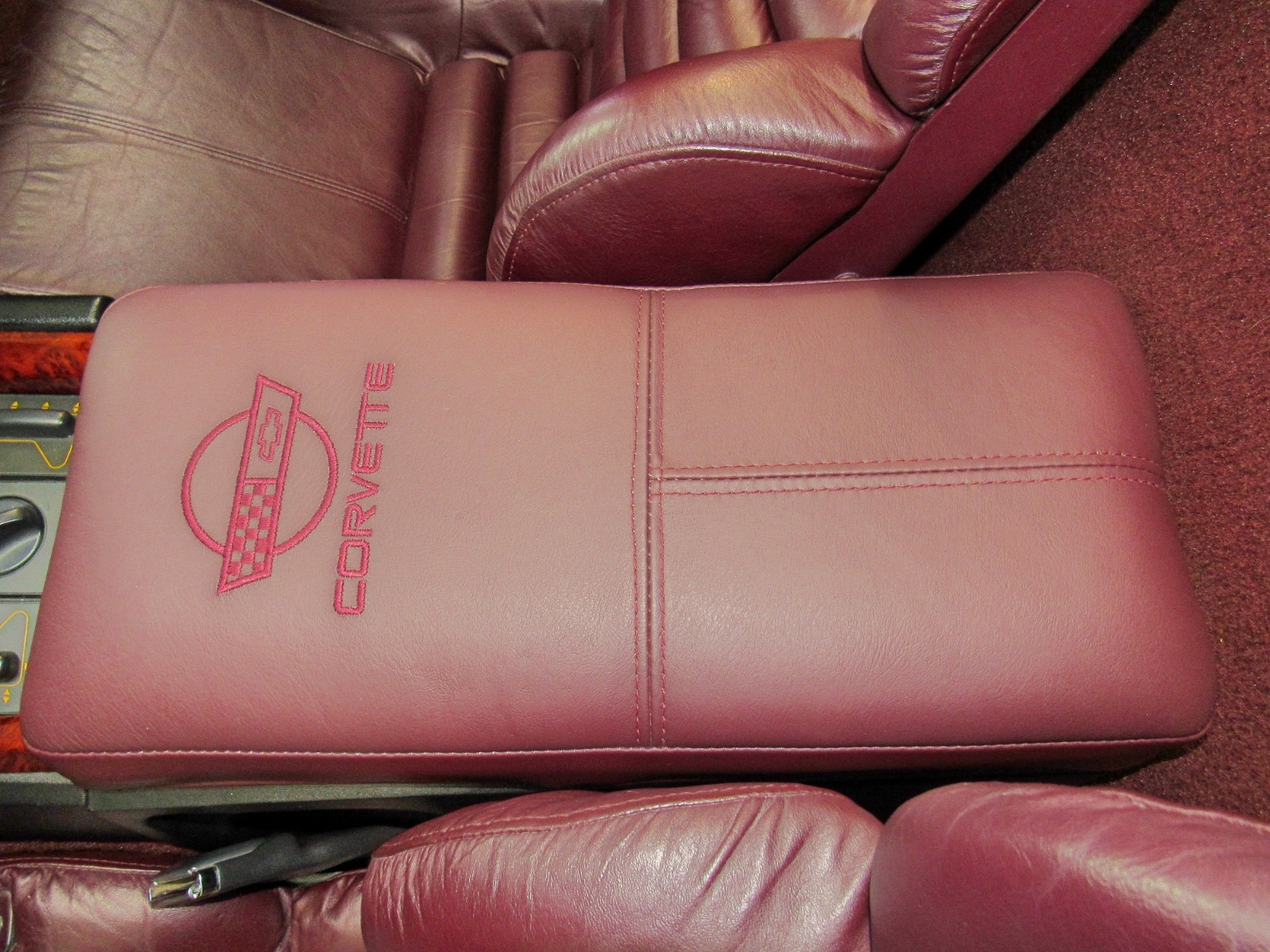 Chevrolet-Corvette-1993-Convertible-22