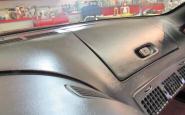 Chevrolet-Corvette-1993-Convertible-26