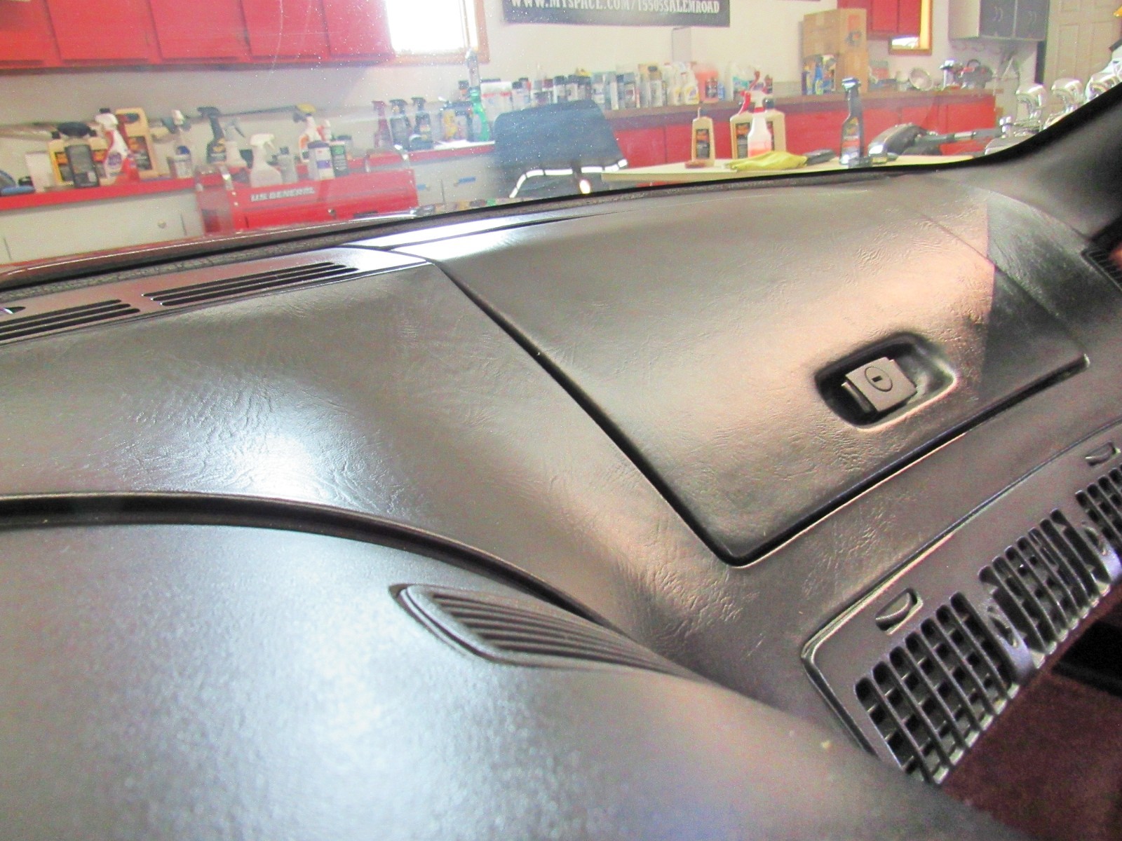 Chevrolet-Corvette-1993-Convertible-26