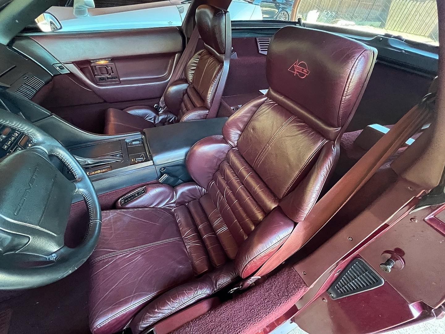 Chevrolet-Corvette-1993-Coupe-13