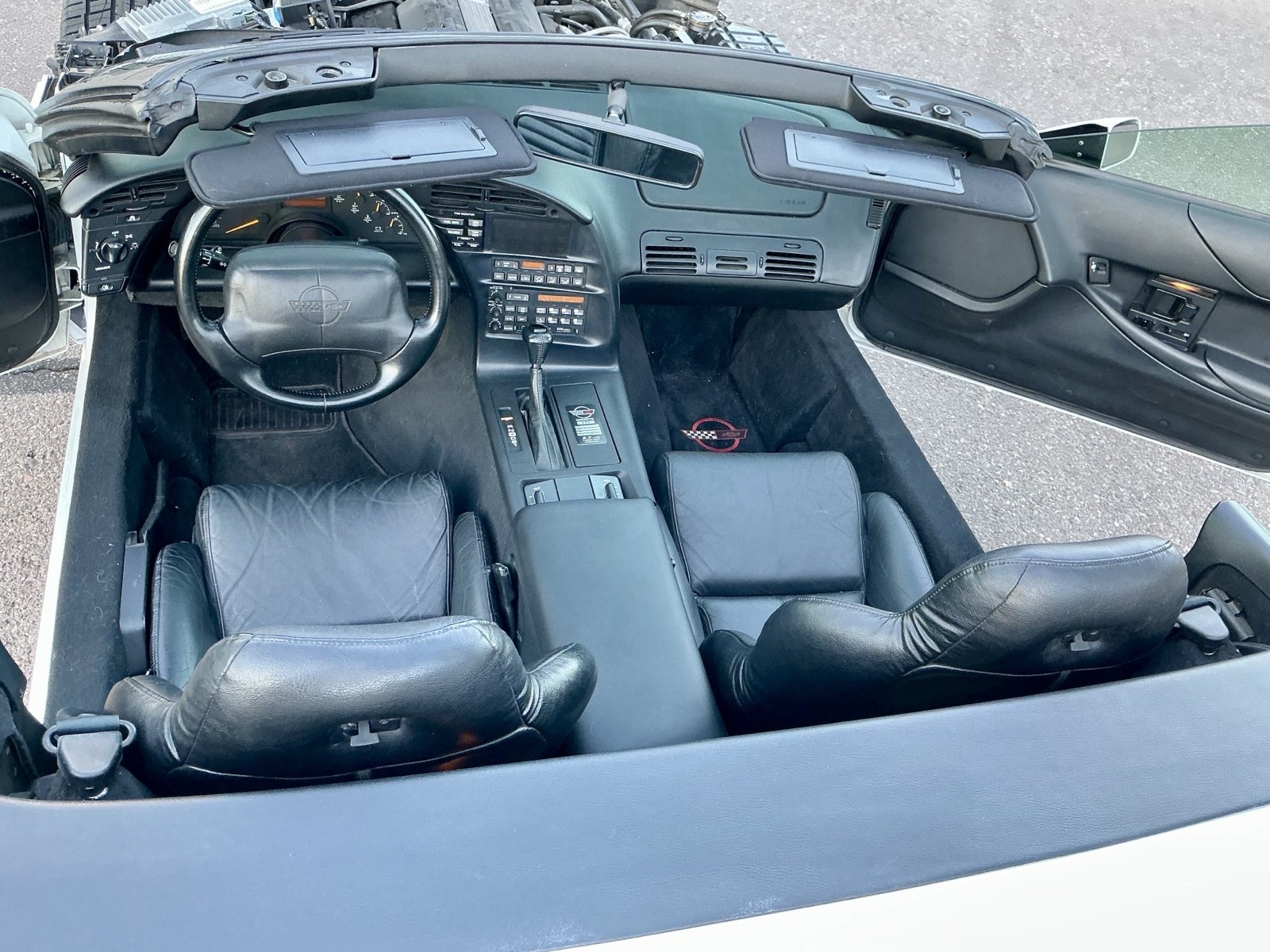 Chevrolet-Corvette-1994-34