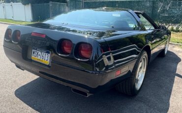 Chevrolet-Corvette-1994-Coupe-3