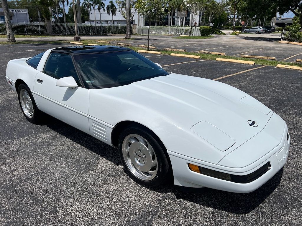 Chevrolet-Corvette-1994-Hatchback-1