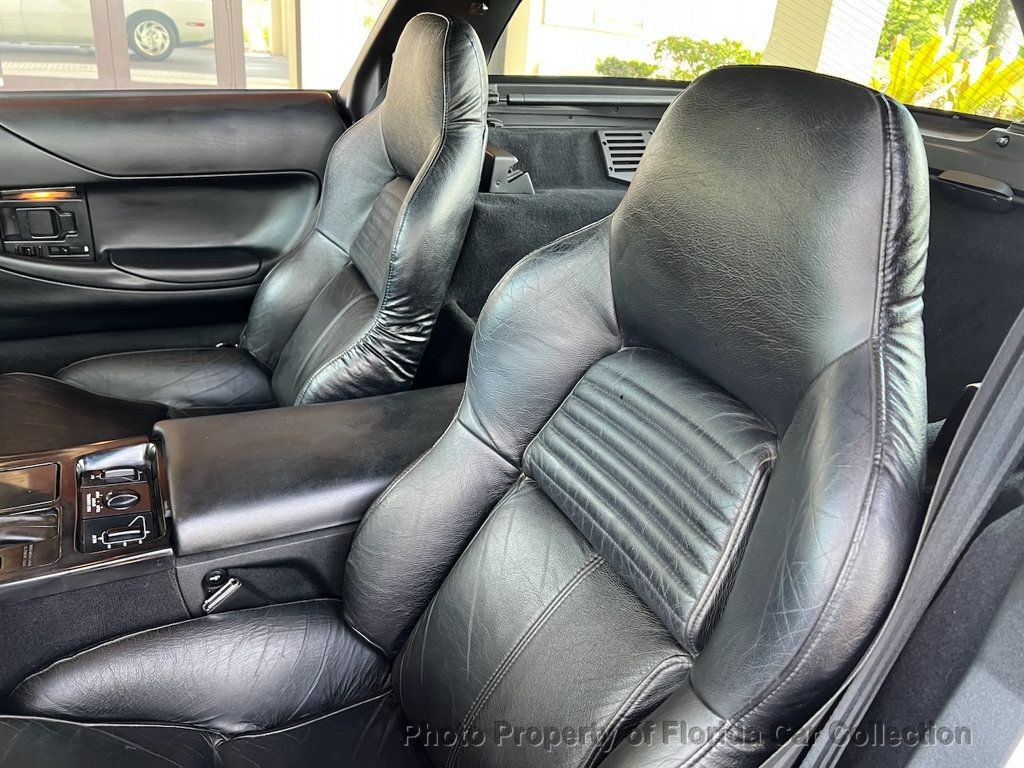 Chevrolet-Corvette-1994-Hatchback-7