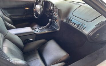 Chevrolet-Corvette-1994-Hatchback-8