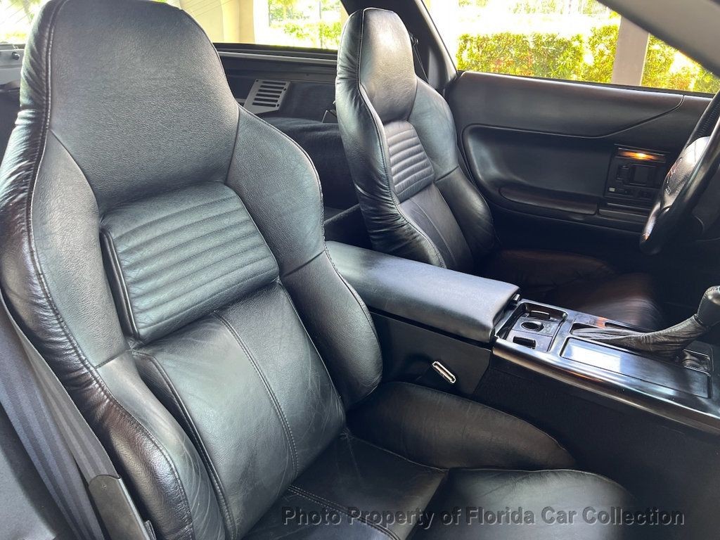 Chevrolet-Corvette-1994-Hatchback-9