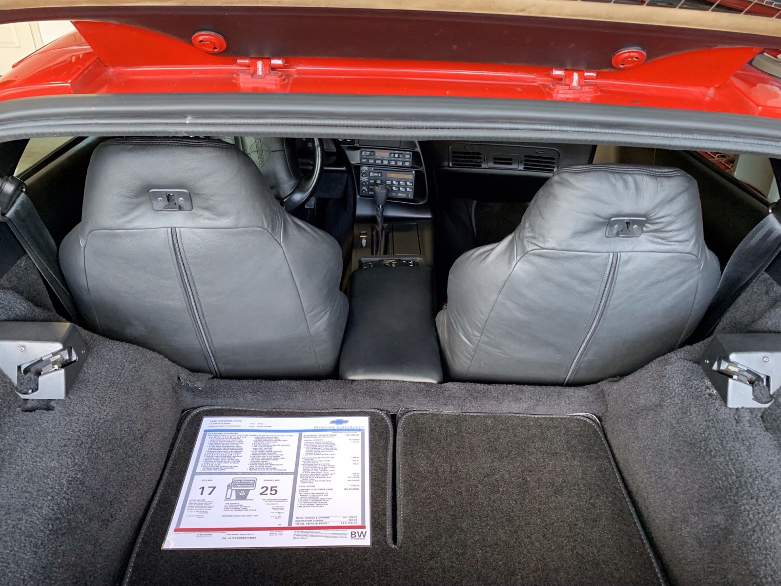 Chevrolet-Corvette-1995-15