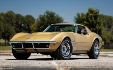 Chevrolet-Corvette-427390-1969-Coupe-2
