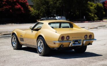Chevrolet-Corvette-427390-1969-Coupe-8