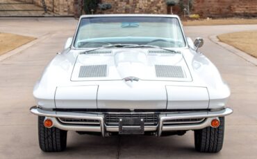 Chevrolet-Corvette-Convertible-4-spd-1963-1