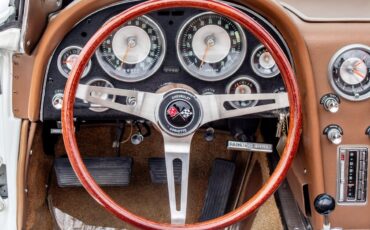 Chevrolet-Corvette-Convertible-4-spd-1963-20