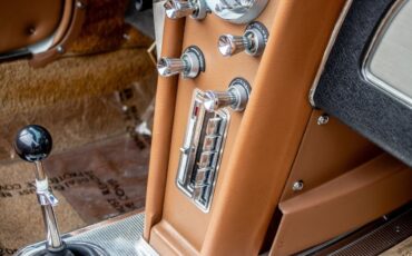 Chevrolet-Corvette-Convertible-4-spd-1963-27