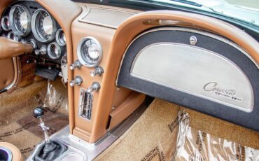 Chevrolet-Corvette-Convertible-4-spd-1963-30