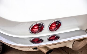 Chevrolet-Corvette-Convertible-4-spd-1963-8