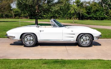 Chevrolet-Corvette-Convertible-4-spd-1964-Convertible-11